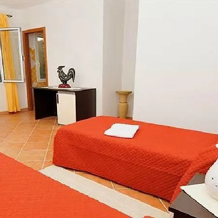 Gallo Spot Πανσιόν 3*